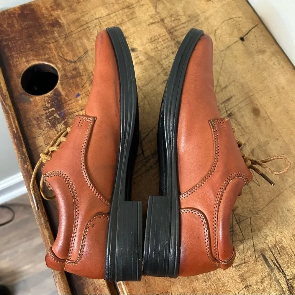 Stafford light brown dress shoes, boys sz 3, GUC